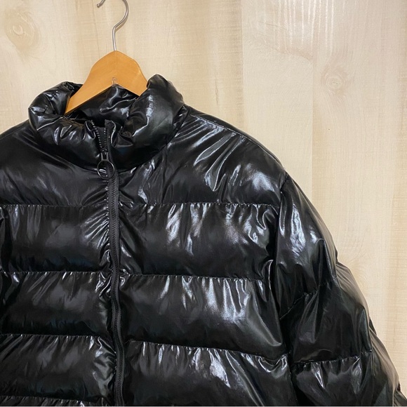 Fabletics Wander Puffer Jacket Size Large - Picture 9 of 14